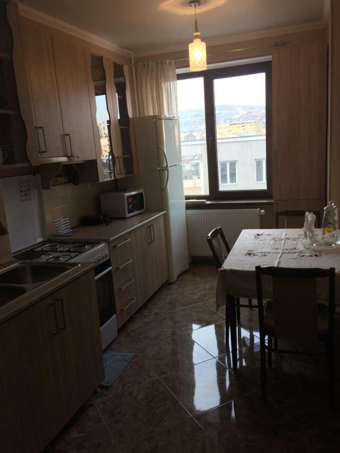 Vip Apartment at Gamrekeli str 1 Tbilisi Buitenkant foto